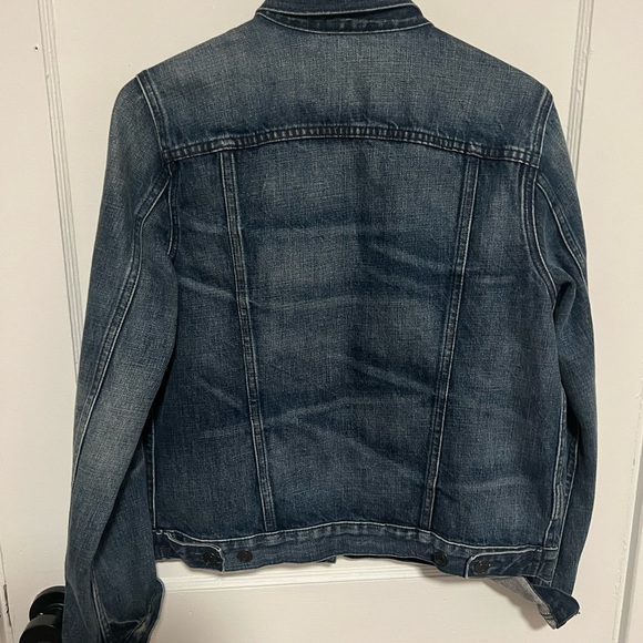 Women’s Gap Denim Jean Jacket Medium - Picture 2 of 4